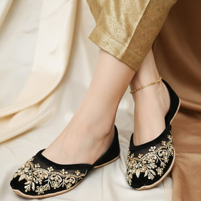 Black Velvet Elegance